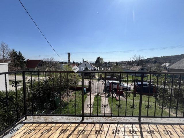 Eladó családi ház, Balatonalmádiban 124.9 M Ft, 4 szobás