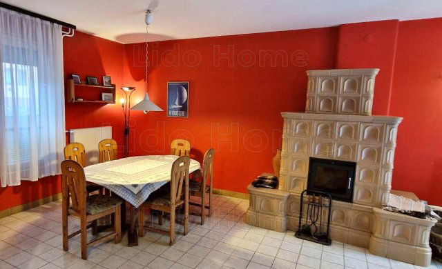 Eladó családi ház, Székesfehérvárott 149.9 M Ft, 4 szobás