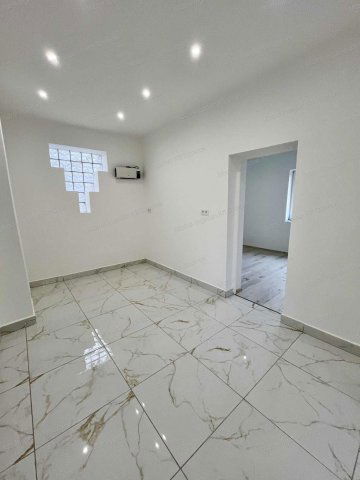 Eladó családi ház, Újszászon 19.9 M Ft, 3+1 szobás