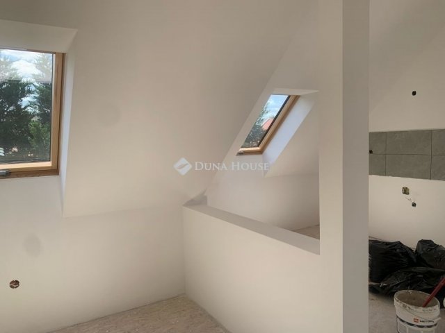 Eladó téglalakás, Budapesten, XX. kerületben 69.9 M Ft, 3 szobás