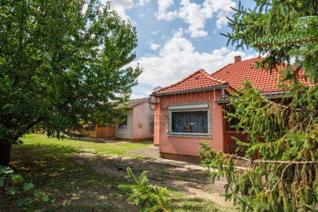 Eladó családi ház, Pusztaszabolcson 58 M Ft, 5 szobás