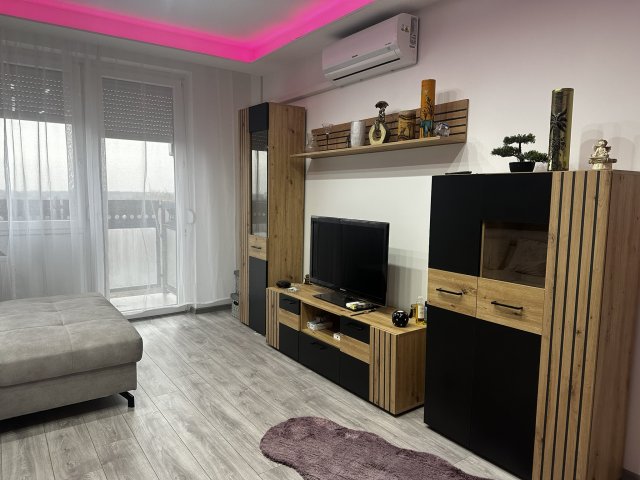 Eladó panellakás, Debrecenben 69.9 M Ft, 2 szobás