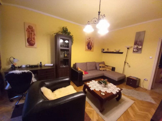 Eladó téglalakás, XIII. kerületben, Victor Hugo utcában