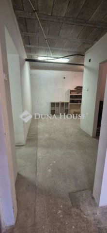 Eladó családi ház, Monoron 164.9 M Ft, 5 szobás