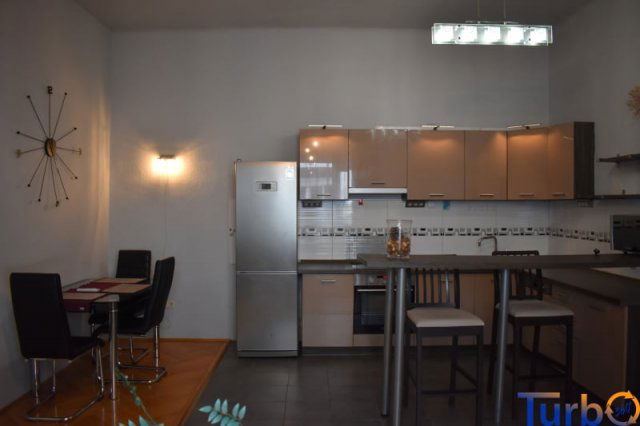 Eladó téglalakás, Budapesten, XI. kerületben, Bartók Béla úton