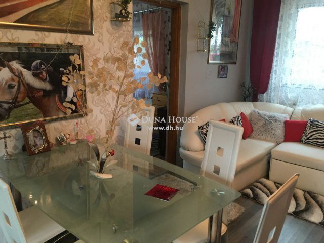 Eladó családi ház, Szentendrén 168 M Ft, 6 szobás