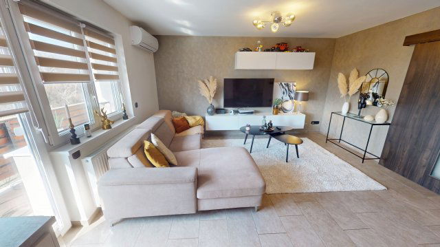 Eladó téglalakás, Keszthelyen 63.9 M Ft, 3 szobás