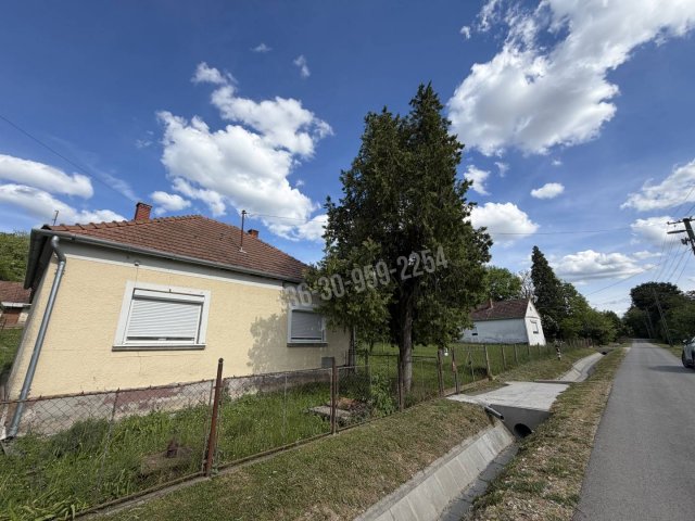 Eladó családi ház, Murarátkán 14.5 M Ft, 2 szobás