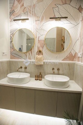 Eladó téglalakás, Budapesten, V. kerületben 169 M Ft, 3 szobás