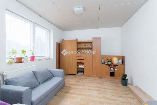 Eladó családi ház, Bezenyén 47.9 M Ft, 3 szobás