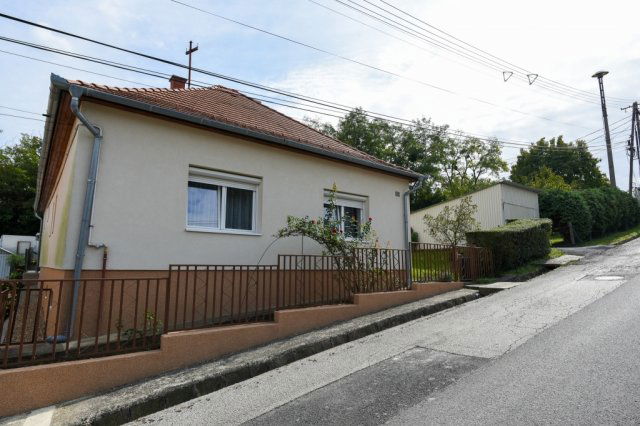 Eladó családi ház, Zalaegerszegen 84.99 M Ft, 2+2 szobás