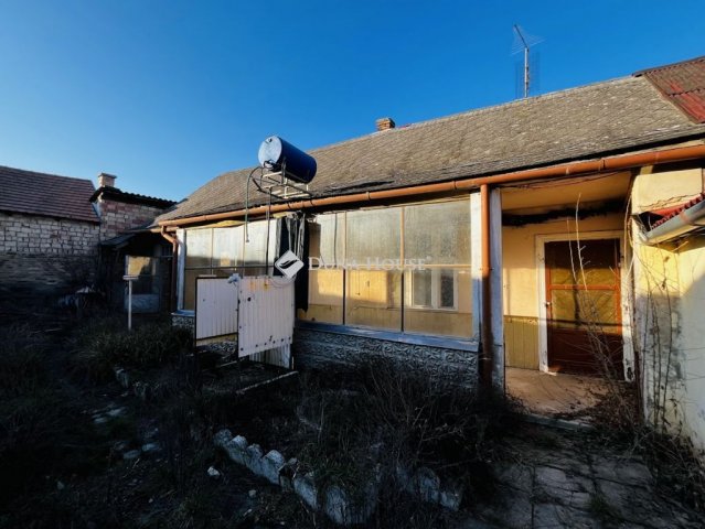 Eladó családi ház, Gombán 19.9 M Ft, 2 szobás