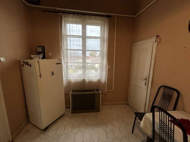 Kiadó téglalakás, albérlet, Miskolcon 210 E Ft / hó, 3+1 szobás