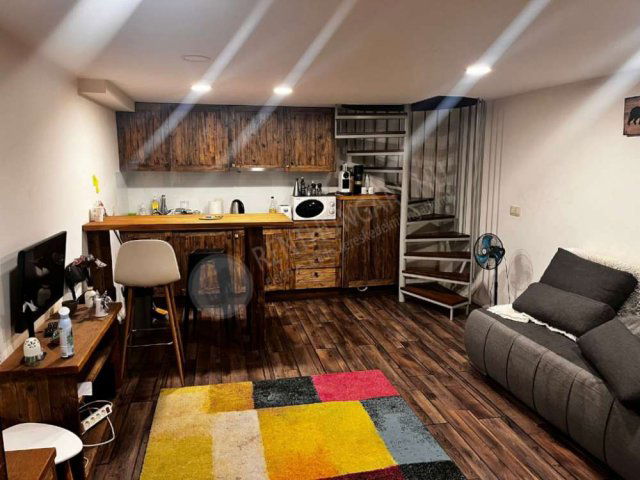 Kiadó téglalakás, albérlet, VII. kerületben, Király utcában