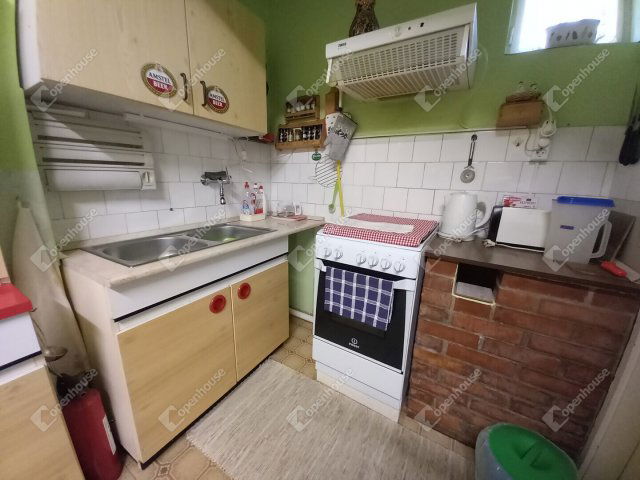 Eladó családi ház, Rákóczifalván 29.99 M Ft, 4 szobás