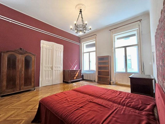 Eladó téglalakás, Budapesten, II. kerületben 149 M Ft, 4 szobás