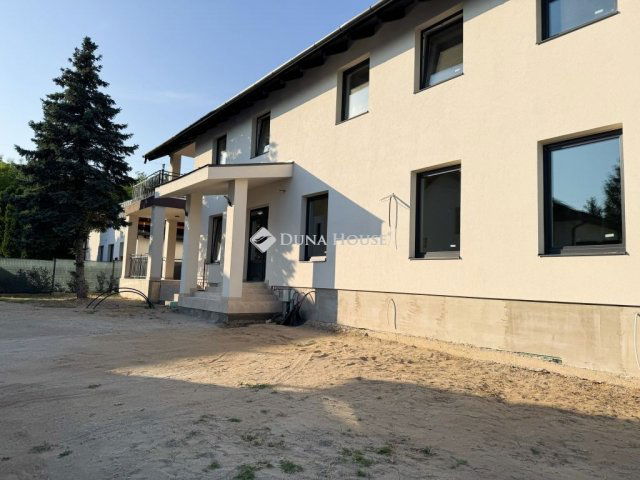 Eladó üzlethelyiség, Szadán 144.99 M Ft / költözzbe.hu