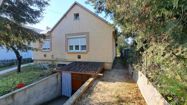Eladó családi ház, Székesfehérvárott 44.9 M Ft, 1+1 szobás