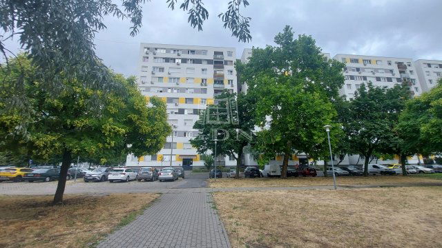 Eladó panellakás, Budapesten, XX. kerületben 56 M Ft, 3 szobás