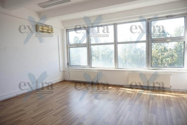 Kiadó iroda, Szegeden 127 E Ft / hó, 1 szobás