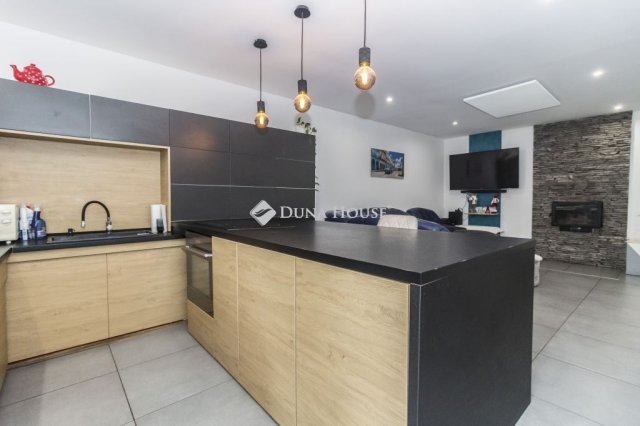 Eladó családi ház, Csipkereken 57.9 M Ft, 2+1 szobás