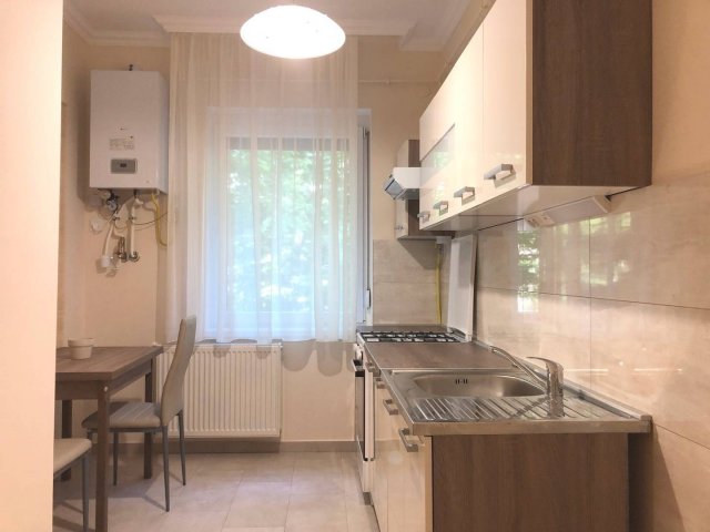 Kiadó téglalakás, albérlet, Békéscsabán 140 E Ft / hó