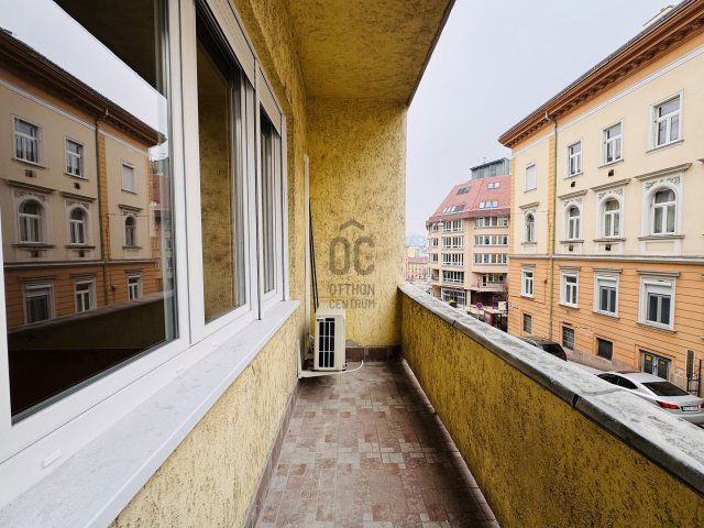 Eladó téglalakás, Budapesten, I. kerületben 118.9 M Ft, 2 szobás