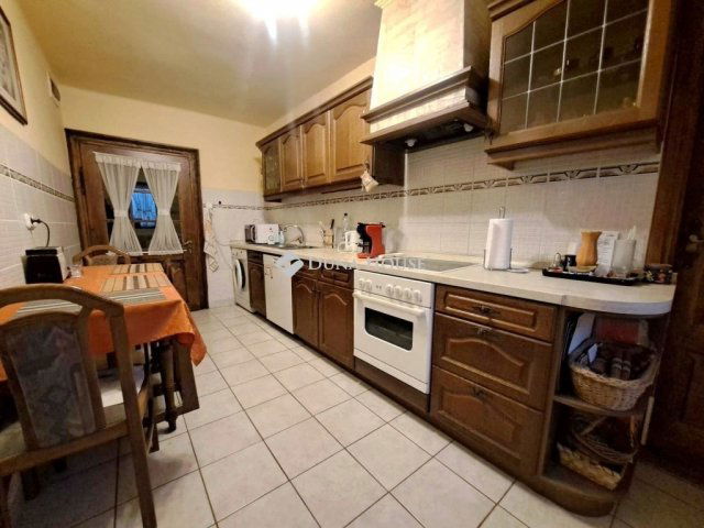 Eladó családi ház, Tiszakécskén 50 M Ft, 4 szobás