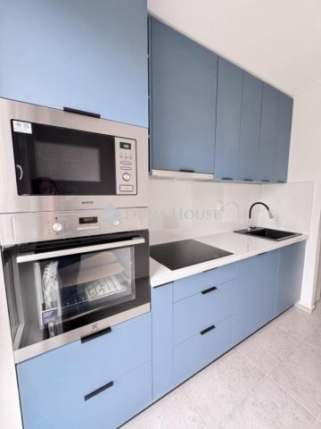 Eladó panellakás, Pécsett 49.6 M Ft, 1+1 szobás