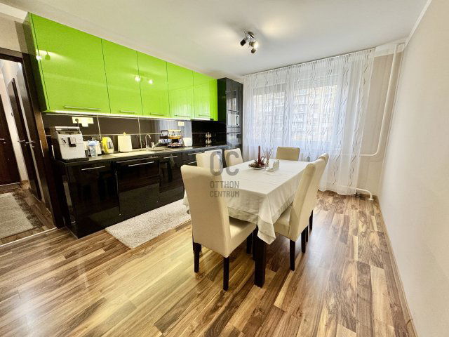 Eladó panellakás, Budapesten, X. kerületben 74.9 M Ft, 3 szobás