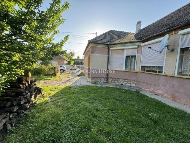 Eladó családi ház, Villánykövesden 17.5 M Ft, 5 szobás