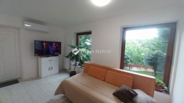 Eladó családi ház, Szentendrén 195 M Ft, 7 szobás