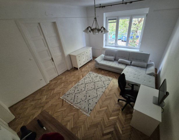 Eladó téglalakás, XI. kerületben, Lágymányosi utcában