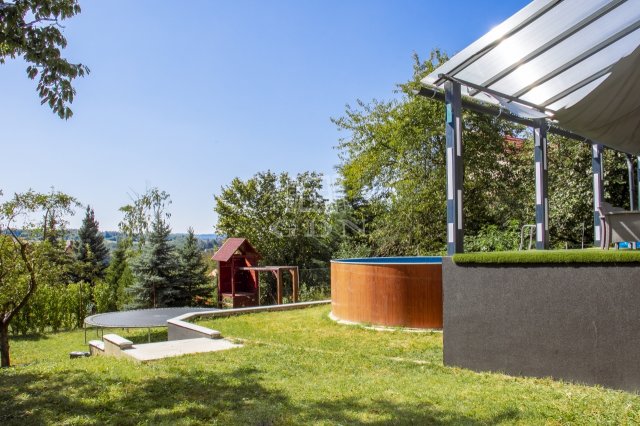 Eladó családi ház, Gödöllőn 269 M Ft, 5 szobás