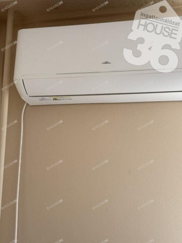 Eladó panellakás, Kecskeméten 44.2 M Ft, 2 szobás