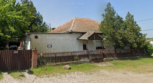 Eladó családi ház, Farmoson 35 M Ft, 4 szobás