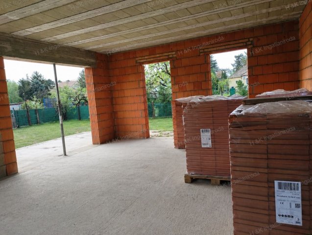 Eladó családi ház, Gödön 178.5 M Ft, 5 szobás