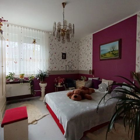 Eladó téglalakás, Nagykanizsán 41.5 M Ft, 3 szobás