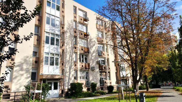 Kiadó téglalakás, albérlet, Debrecenben 180 E Ft / hó