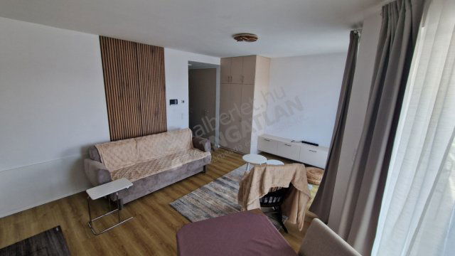 Kiadó téglalakás, albérlet, XIV. kerületben, Bosnyák utcában