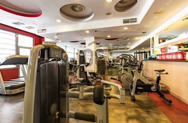 Eladó téglalakás, Budapesten, VI. kerületben 95.9 M Ft, 2 szobás