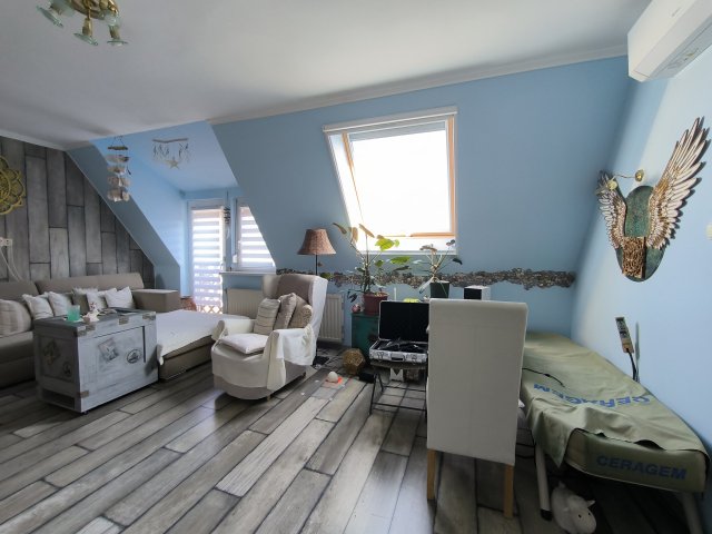 Eladó téglalakás, Szegeden 81.9 M Ft, 3 szobás