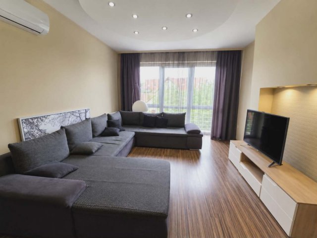 Kiadó téglalakás, albérlet, Debrecenben 450 E Ft / hó, 4 szobás