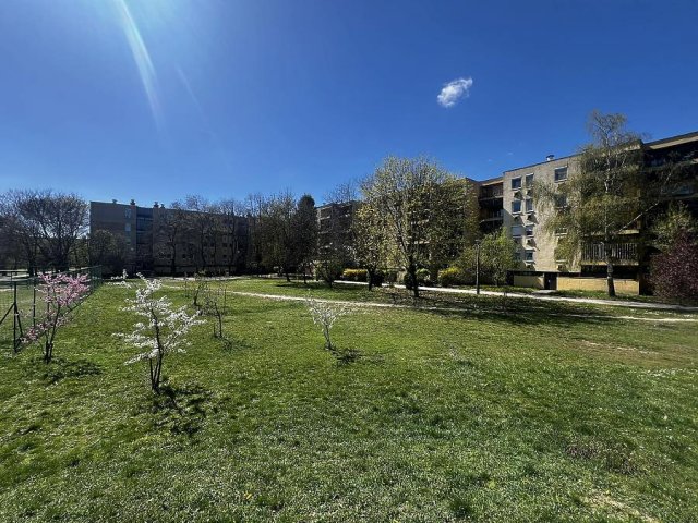 Eladó panellakás, Gödöllőn 64.9 M Ft, 3 szobás