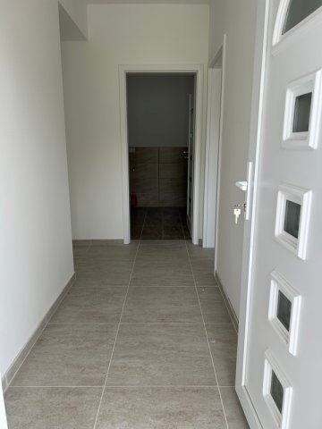 Eladó ikerház, Nyíregyházán 83 M Ft, 1+3 szobás