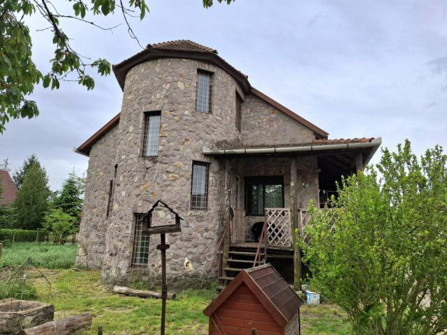 Eladó családi ház, Jászapátiban 29.9 M Ft, 6+2 szobás