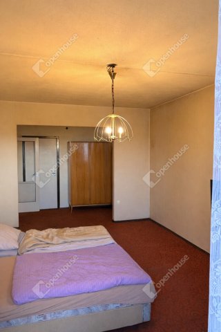 Eladó panellakás, Sopronban 44.9 M Ft, 3 szobás