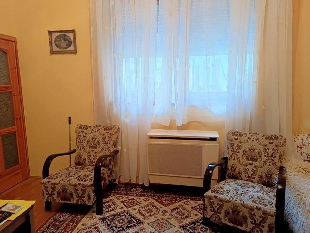 Eladó téglalakás, Kaposváron 44.9 M Ft, 2 szobás