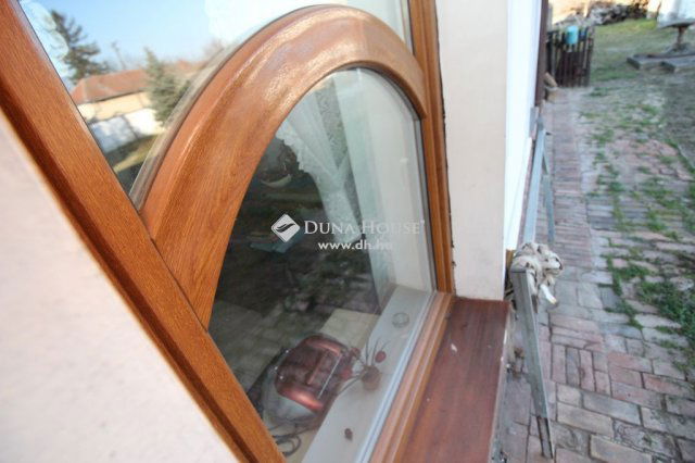 Eladó családi ház, Tiszakécskén 31.9 M Ft, 3 szobás