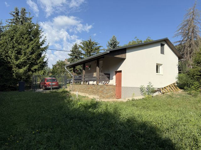 Eladó nyaraló, Budaörsön 49 M Ft, 2 szobás